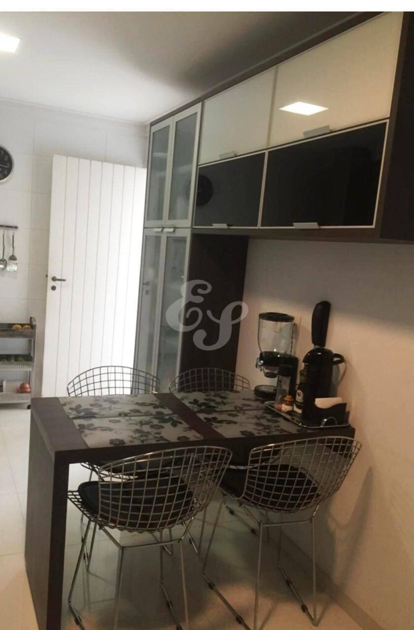 Casa de Condomínio para alugar com 4 quartos, 354m² - Foto 15