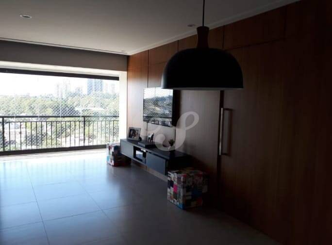 Apartamento à venda com 2 quartos, 82m² - Foto 2