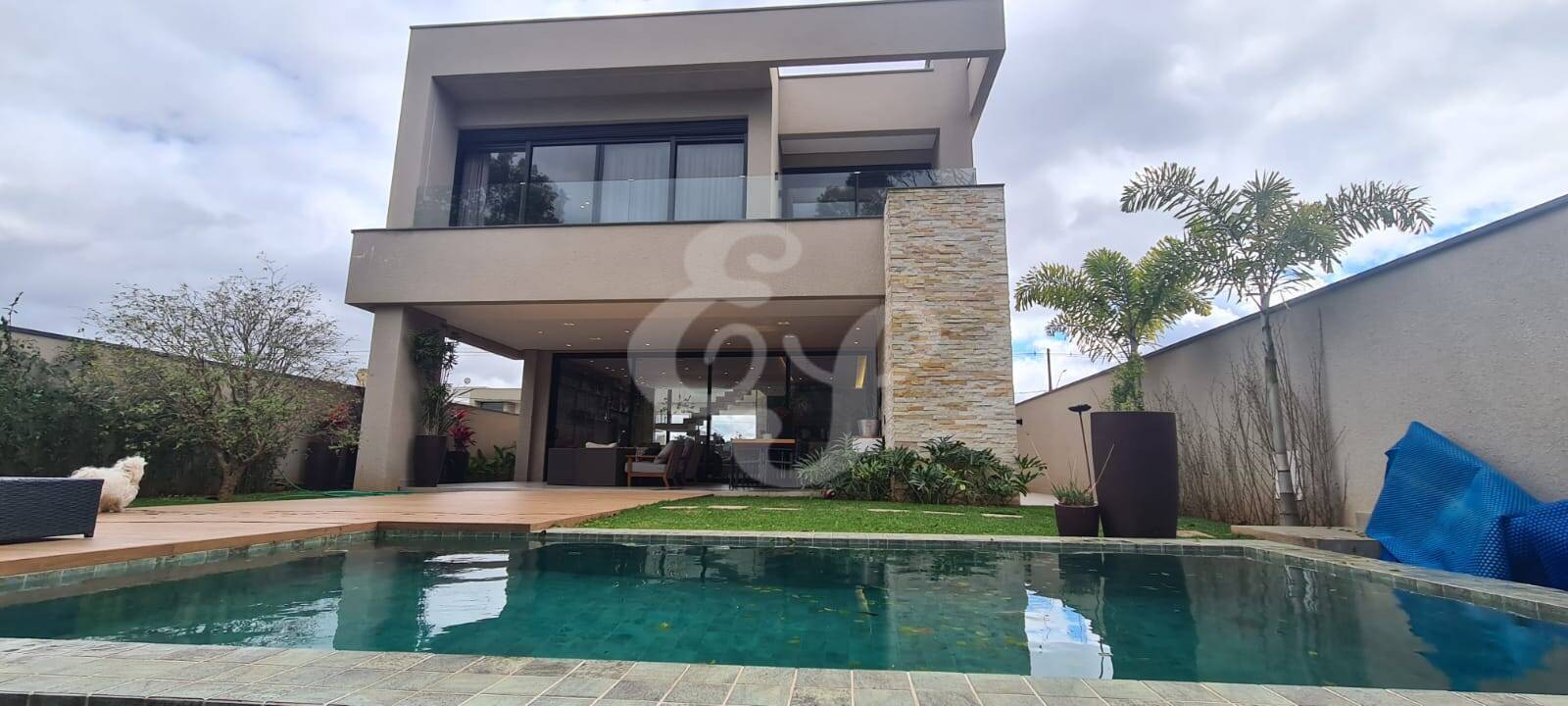 Casa de Condomínio à venda com 3 quartos, 300m² - Foto 19