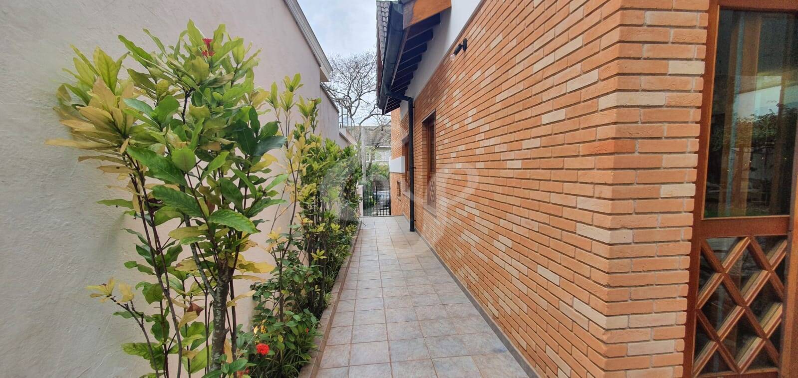 Casa de Condomínio à venda com 3 quartos, 371m² - Foto 31