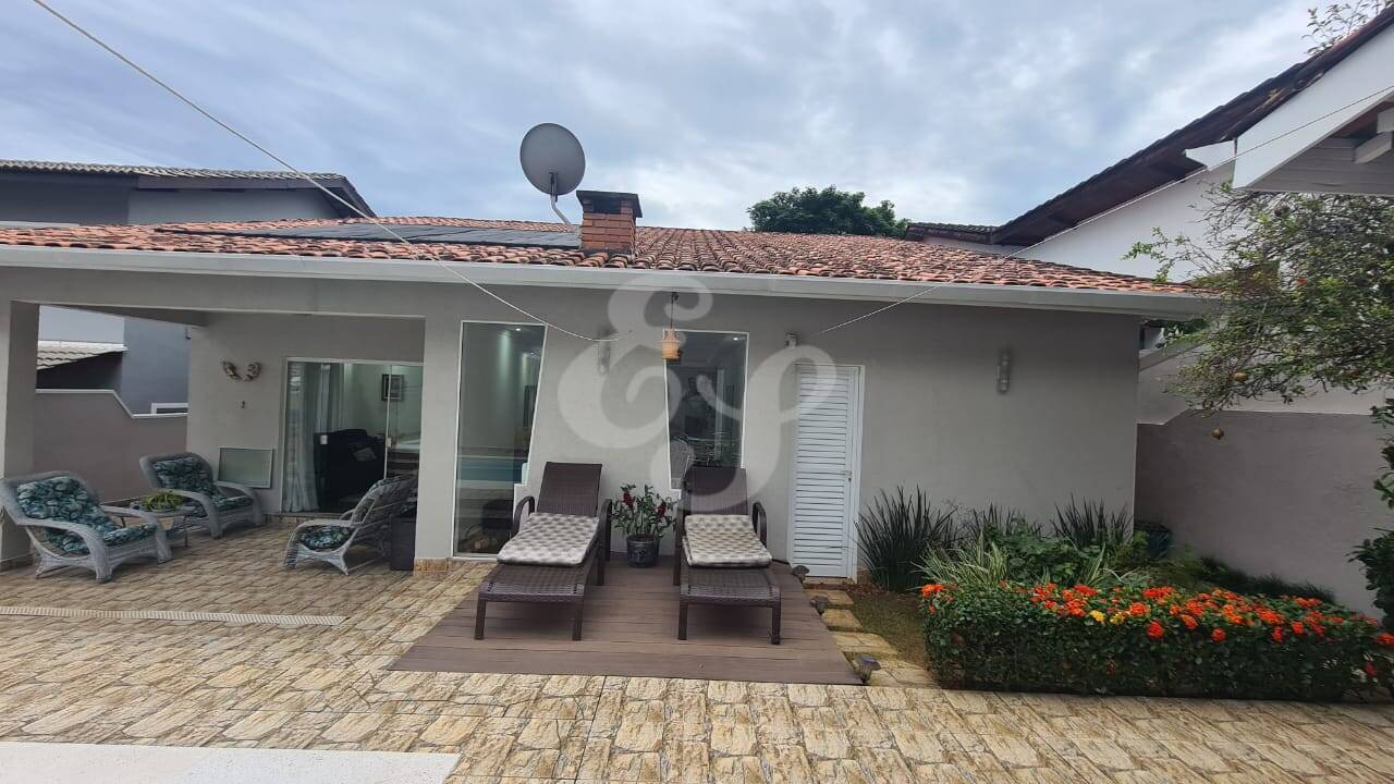 Casa de Condomínio à venda com 3 quartos, 290m² - Foto 25