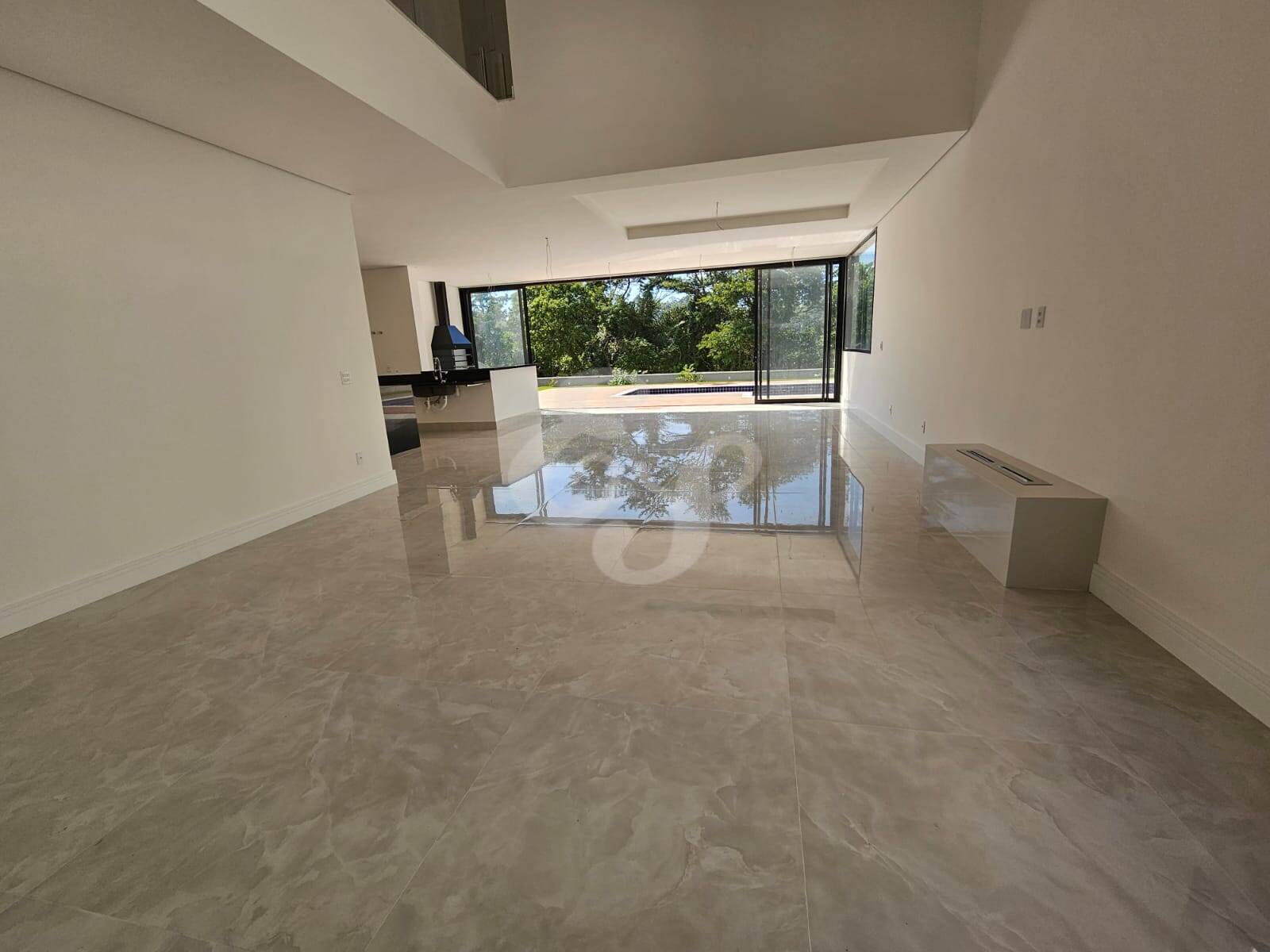 Casa de Condomínio à venda com 4 quartos, 372m² - Foto 10