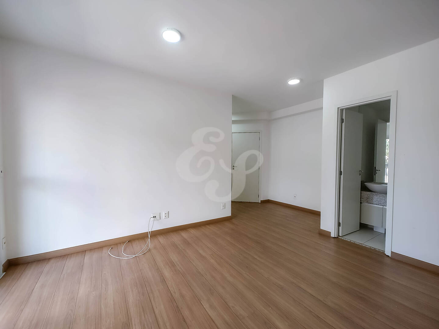 Apartamento à venda e aluguel com 4 quartos, 109m² - Foto 2