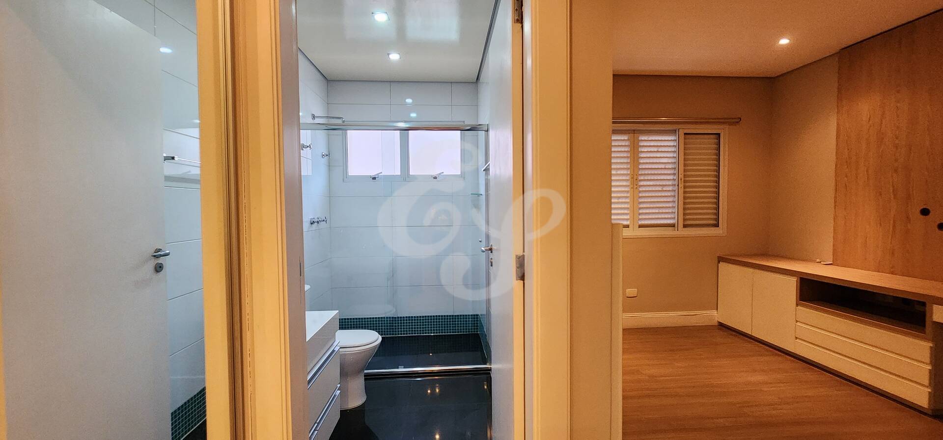 Casa de Condomínio para alugar com 4 quartos, 320m² - Foto 15