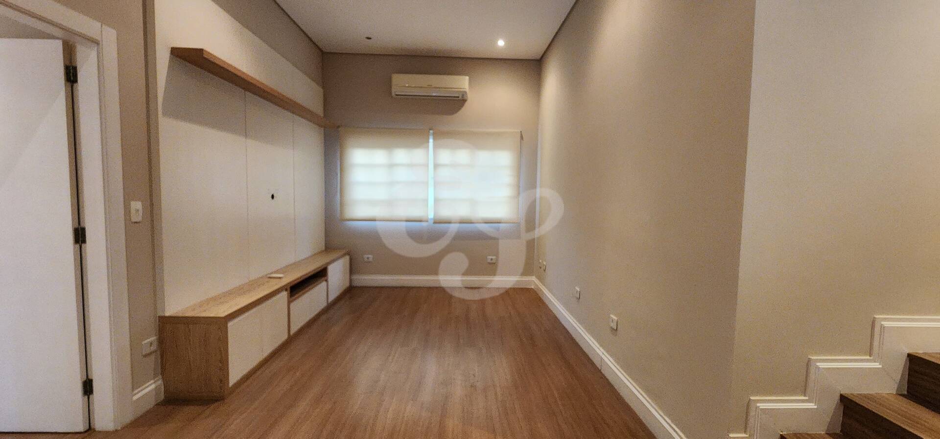 Casa de Condomínio para alugar com 4 quartos, 320m² - Foto 18