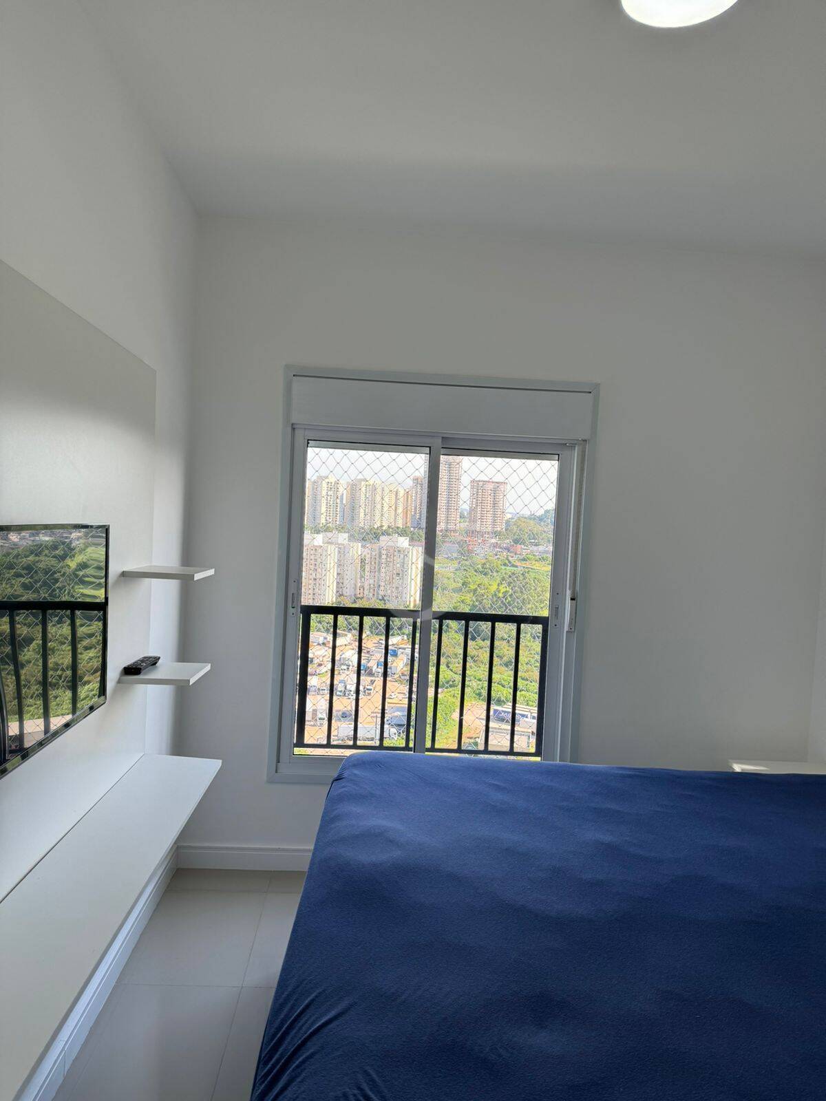 Apartamento para alugar com 3 quartos, 110m² - Foto 13