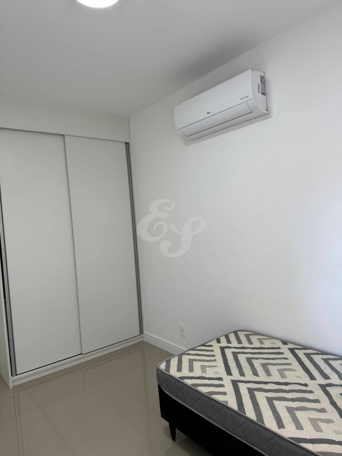 Apartamento para alugar com 3 quartos, 110m² - Foto 7