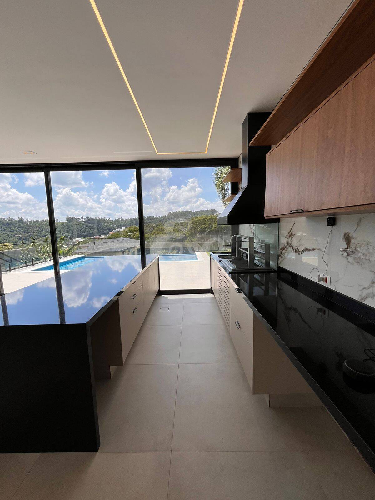 Casa de Condomínio à venda com 3 quartos, 372m² - Foto 6