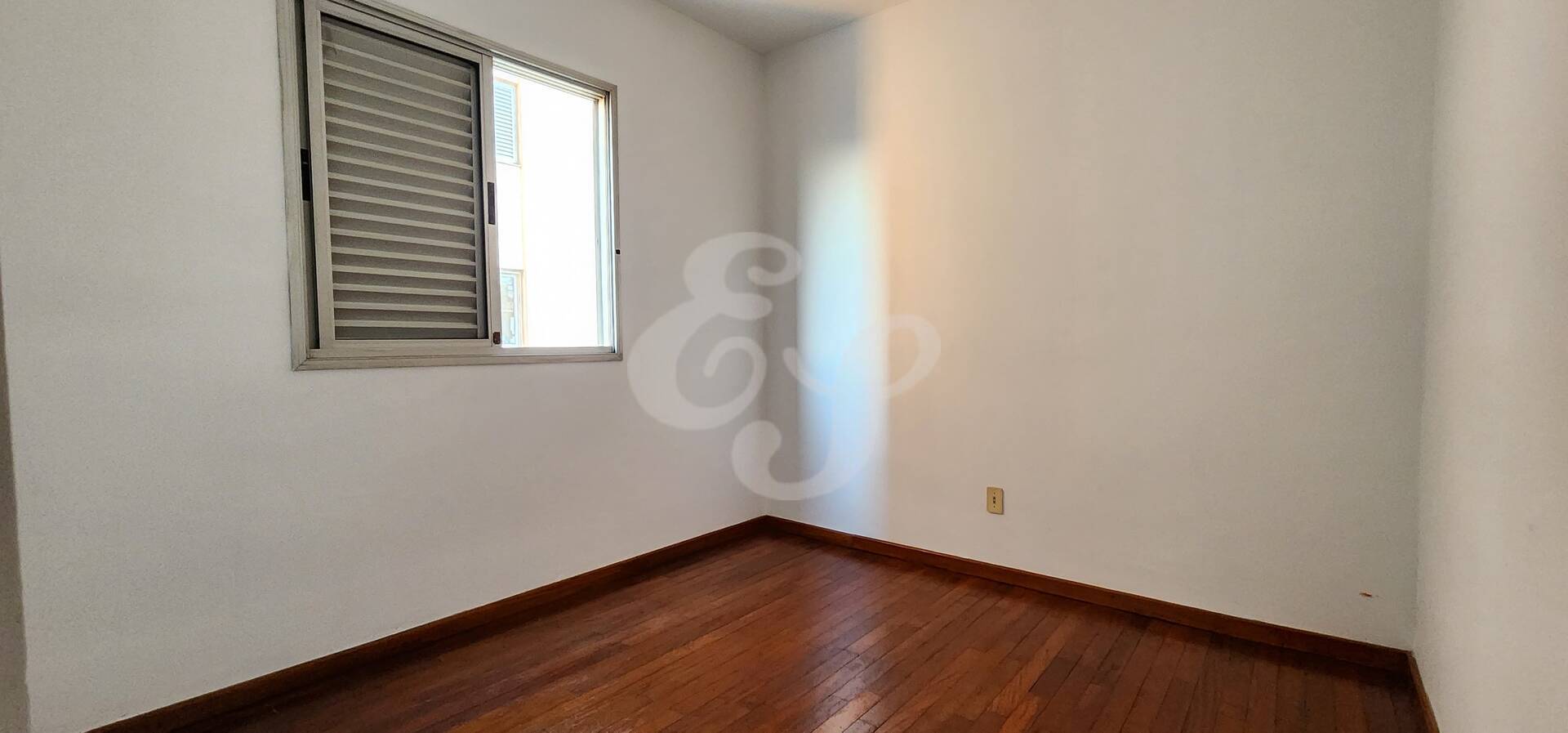 Apartamento para alugar com 3 quartos, 80m² - Foto 4