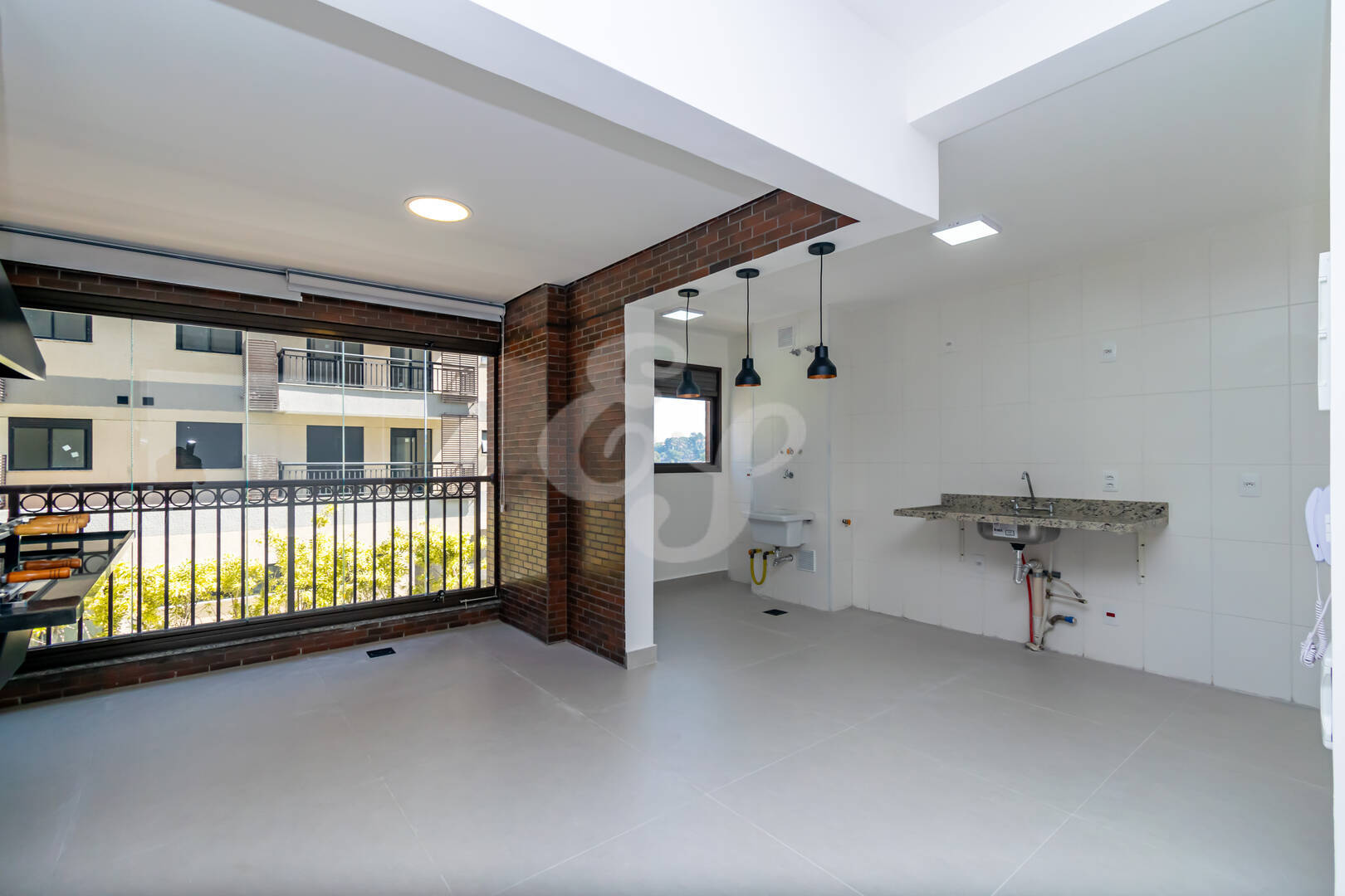 Apartamento à venda com 3 quartos, 97m² - Foto 4