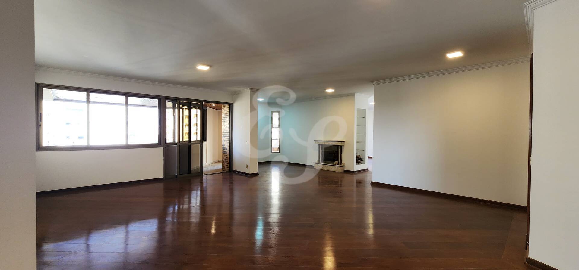 Apartamento para alugar com 5 quartos, 441m² - Foto 1