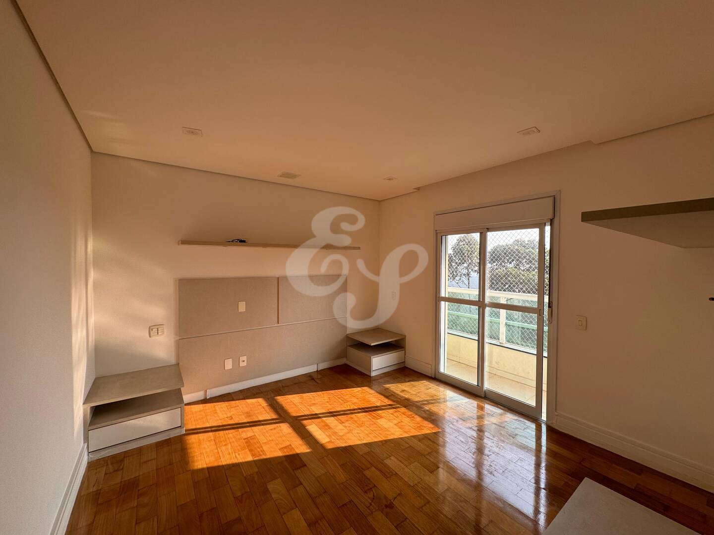 Apartamento para alugar com 4 quartos, 202m² - Foto 14