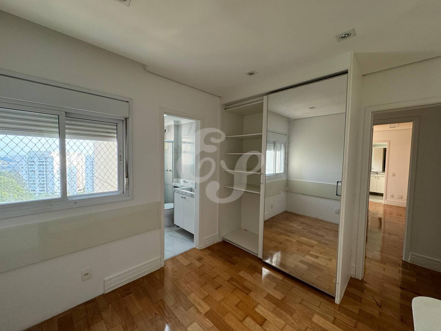 Apartamento para alugar com 4 quartos, 202m² - Foto 21