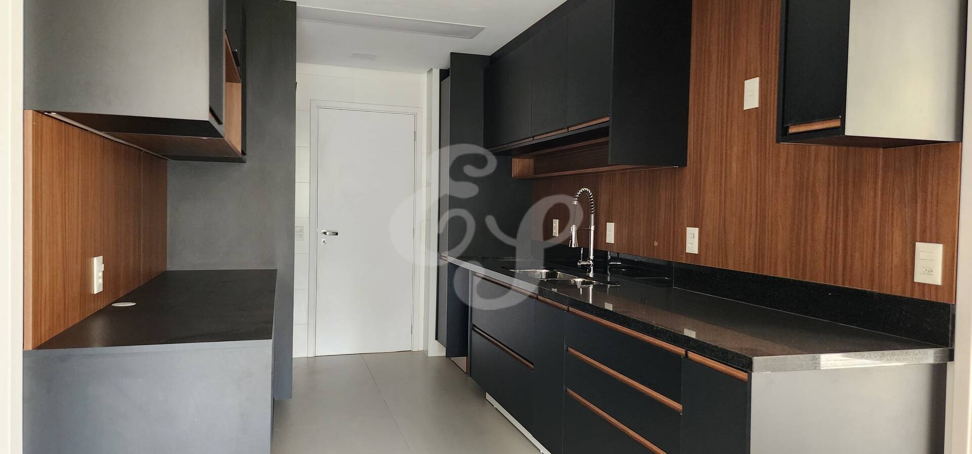 Apartamento à venda com 4 quartos, 360m² - Foto 6