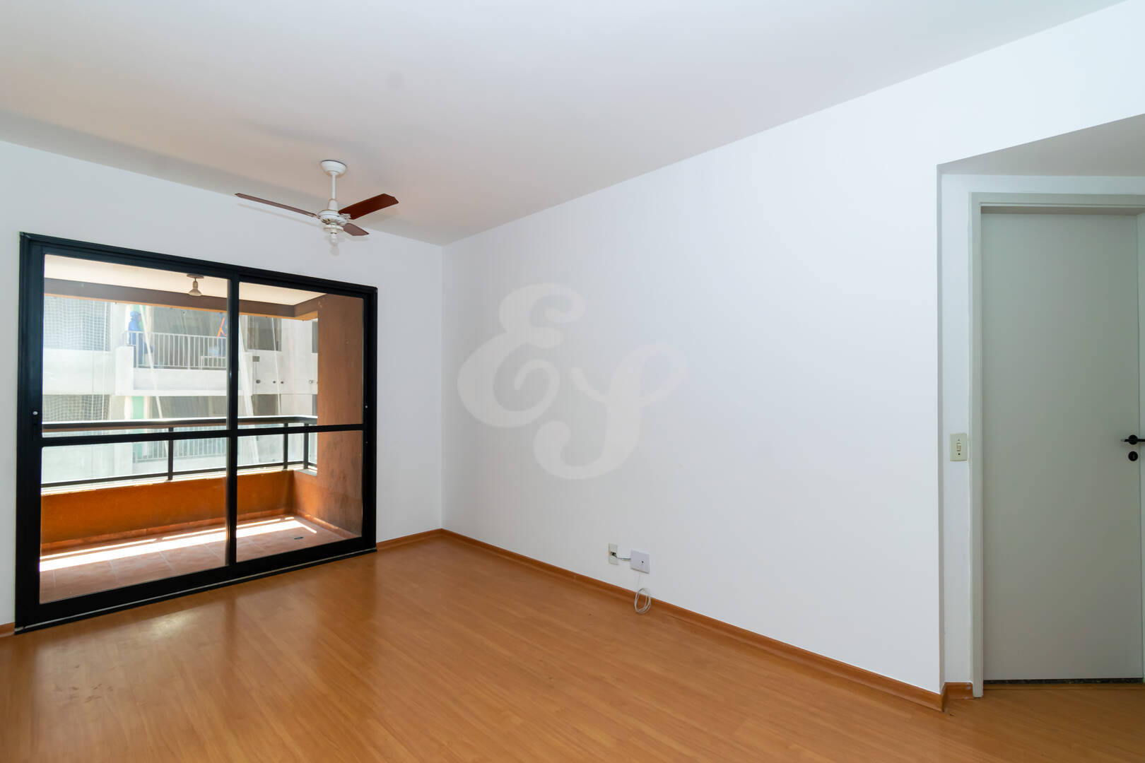 Apartamento para alugar com 3 quartos, 86m² - Foto 2