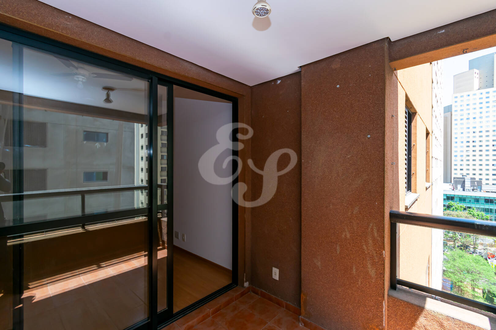 Apartamento para alugar com 3 quartos, 86m² - Foto 4