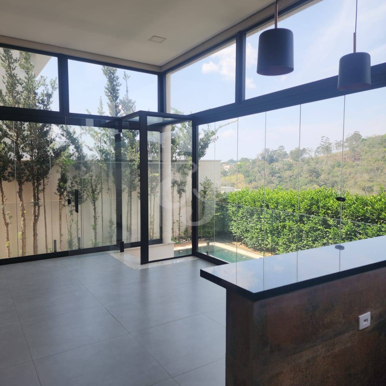 Casa de Condomínio à venda com 4 quartos, 440m² - Foto 3