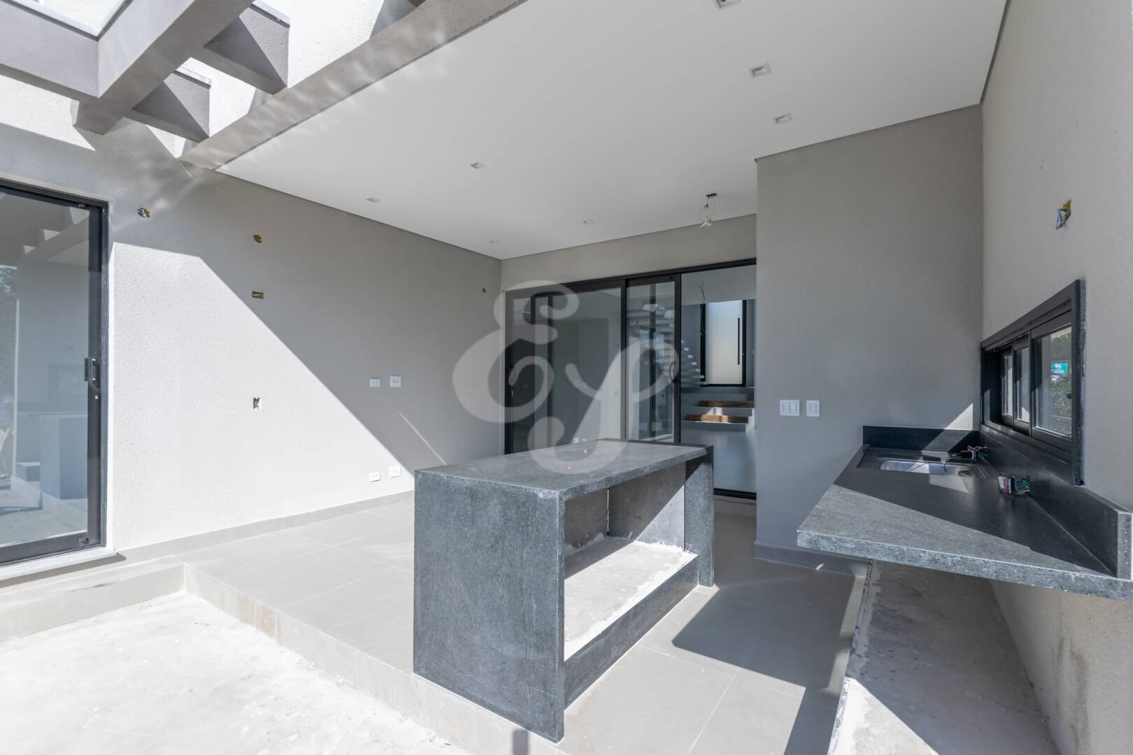 Casa de Condomínio à venda com 3 quartos, 320m² - Foto 11