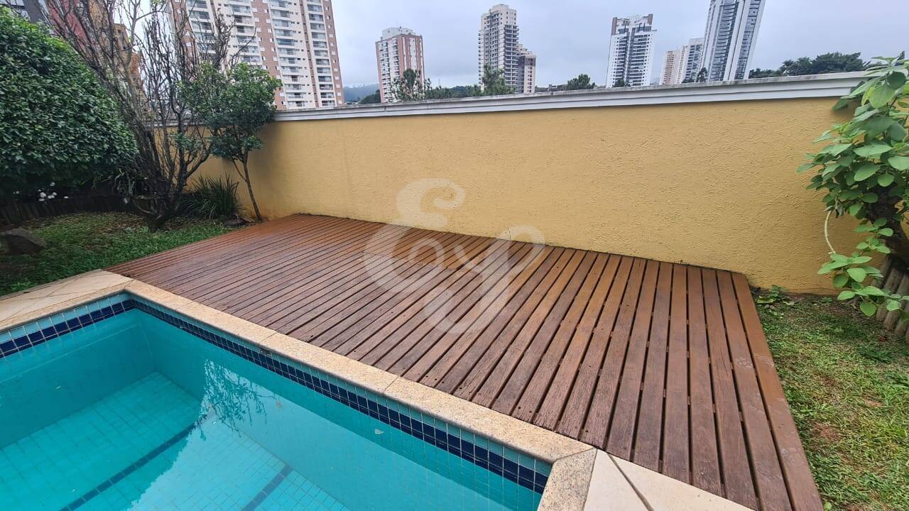 Casa de Condomínio à venda com 4 quartos, 480m² - Foto 2